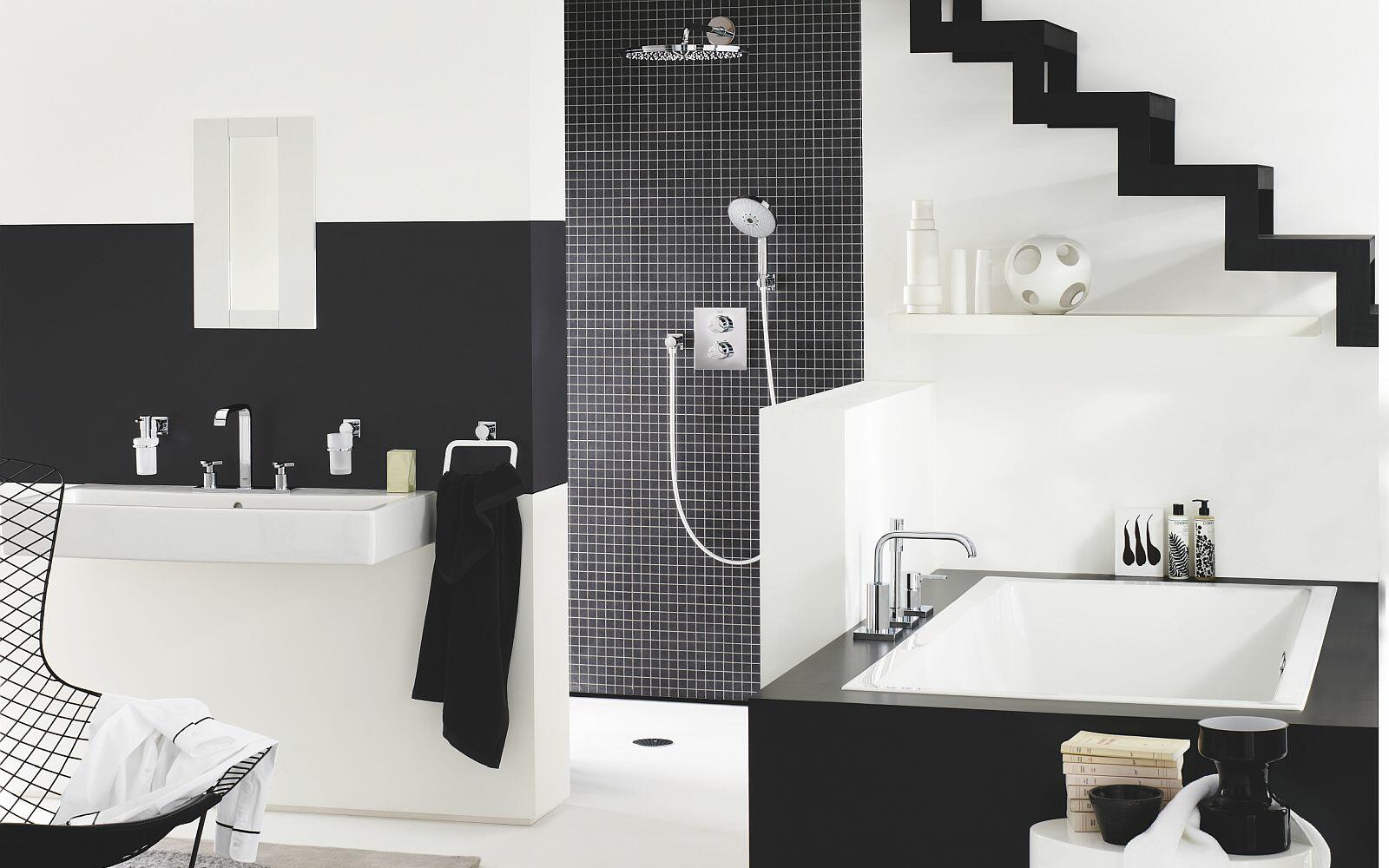 Komplettbad mit GROHE Armaturen der Serie ALLURE