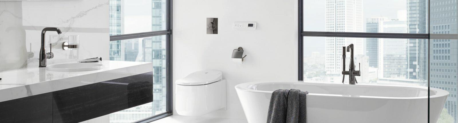 Waschtisch- und Wannenarmatur von GROHE