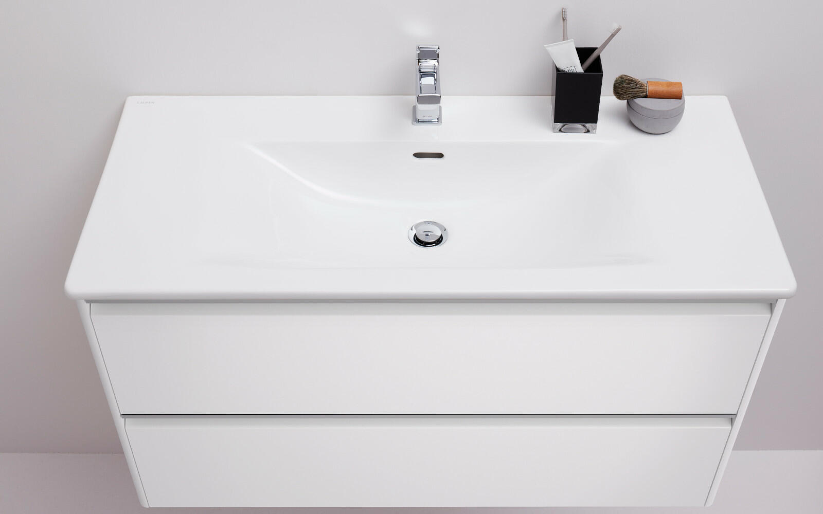 Waschtisch aus der Badkollektion Palace von Laufen