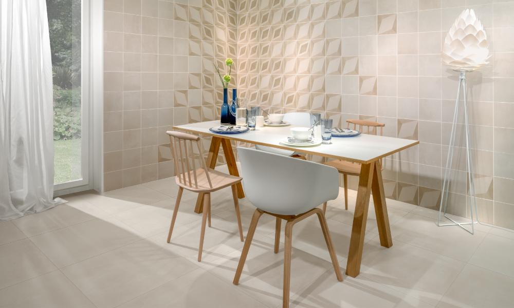 Essbereich mit aufwendigem Fliesenmuster